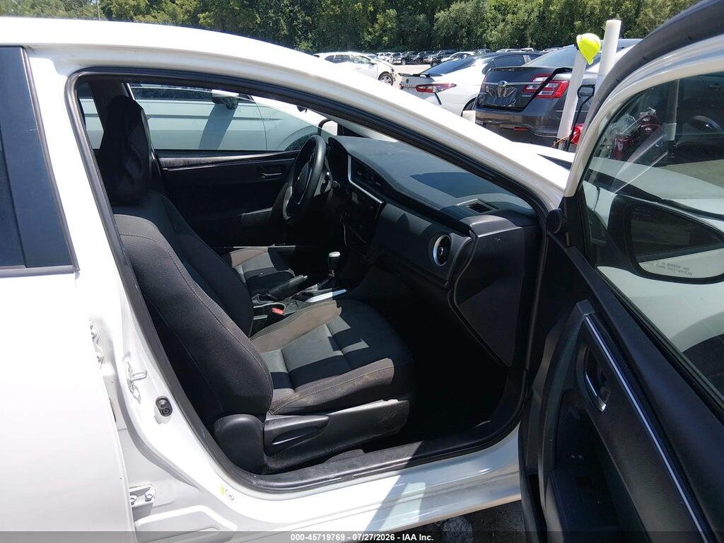 5YFBURHE3HP579181 2017 TOYOTA COROLLA photo no. 5