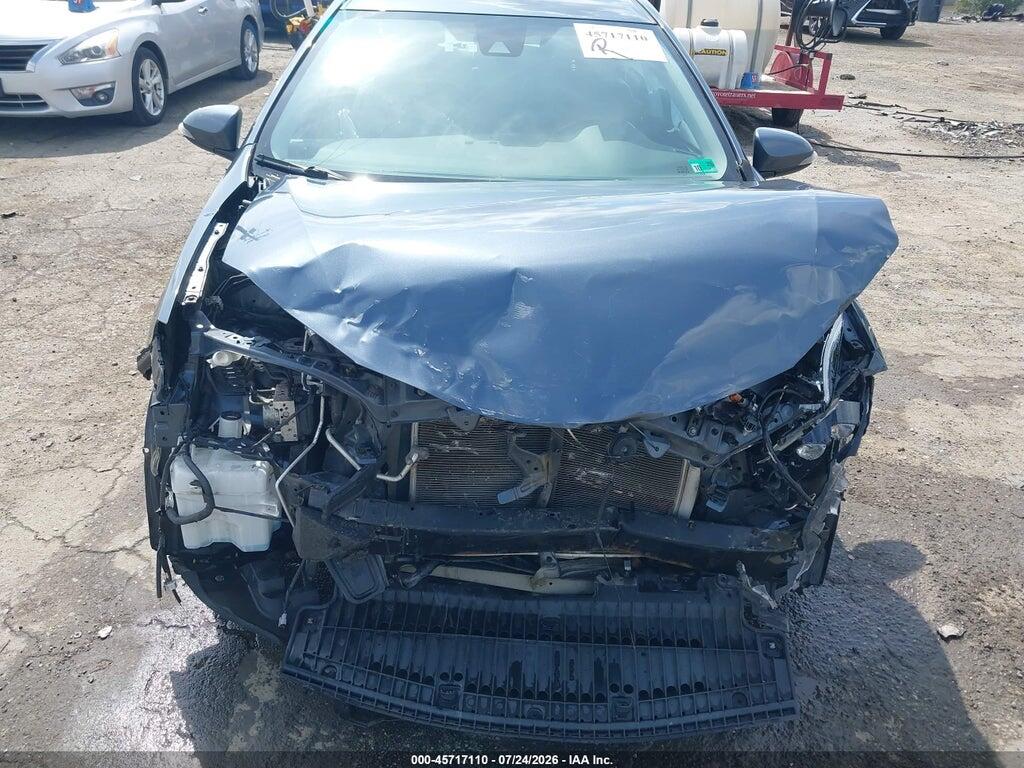 2T1BURHE5HC946940 2017 TOYOTA COROLLA photo no. 6