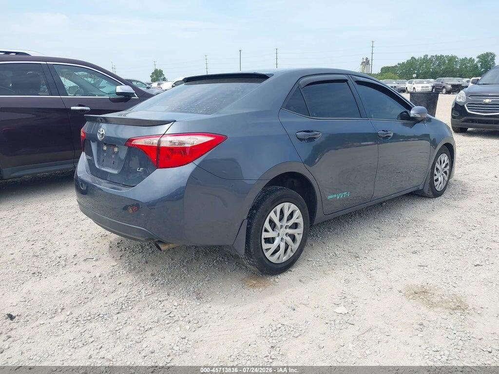 5YFBURHE4HP729590 2017 TOYOTA COROLLA photo no. 4