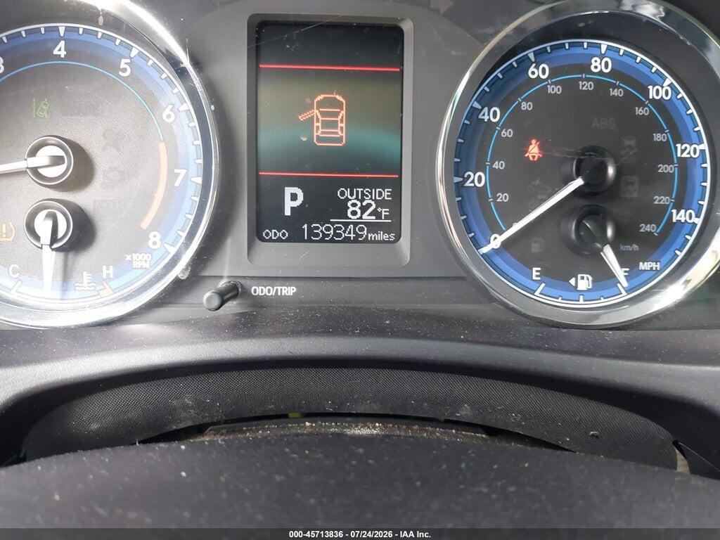 5YFBURHE4HP729590 2017 TOYOTA COROLLA photo no. 7
