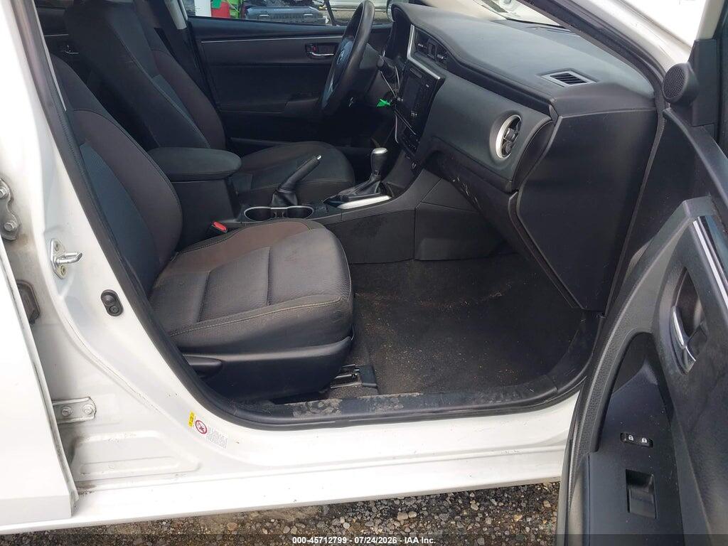 5YFBURHE5HP734412 2017 TOYOTA COROLLA photo no. 5