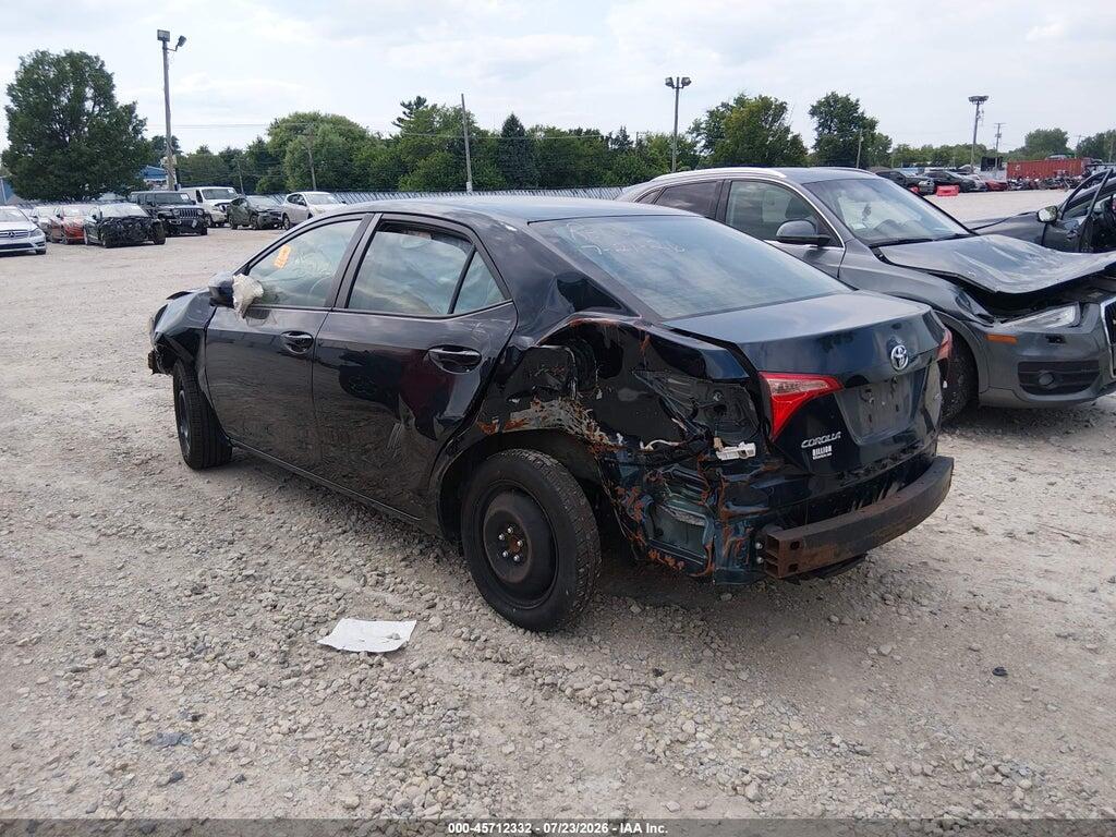 5YFBURHE8HP696755 2017 TOYOTA COROLLA photo no. 3