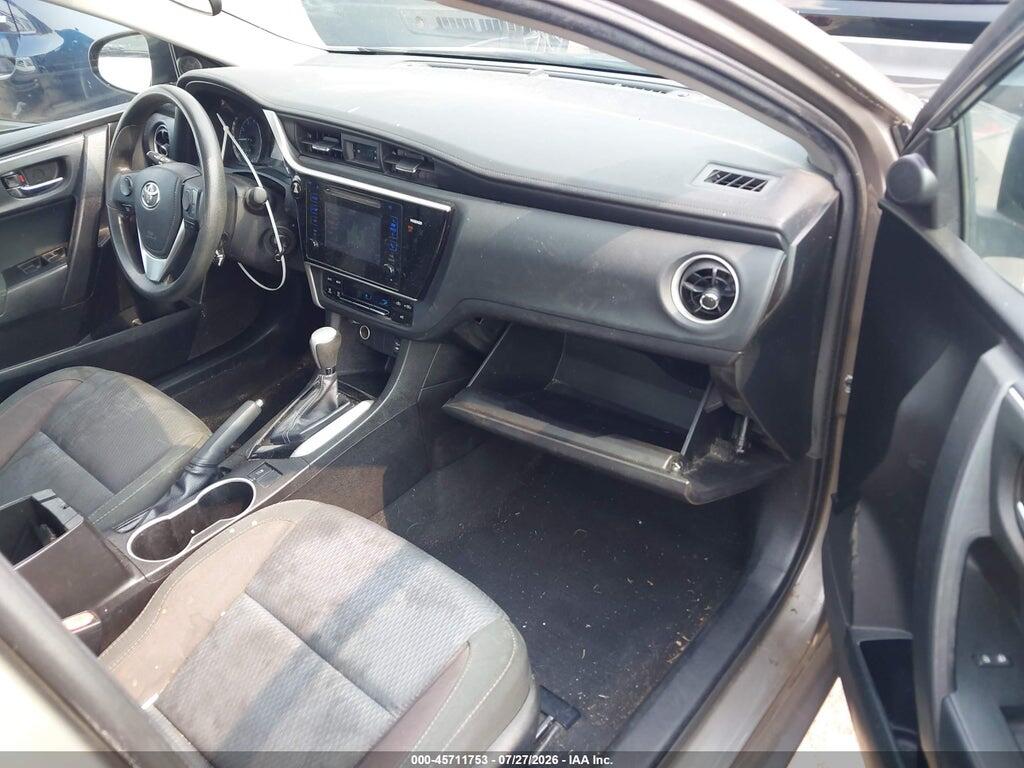 5YFBURHE4HP659105 2017 TOYOTA COROLLA photo no. 5