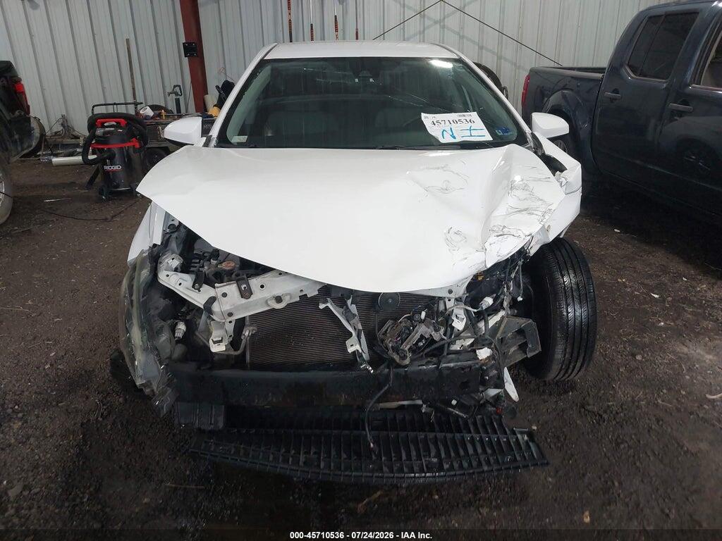 2T1BURHE6HC911405 2017 TOYOTA COROLLA photo no. 12