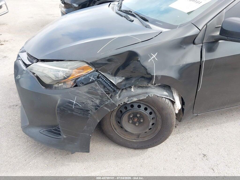 5YFBURHEXHP664700 2017 TOYOTA COROLLA photo no. 6