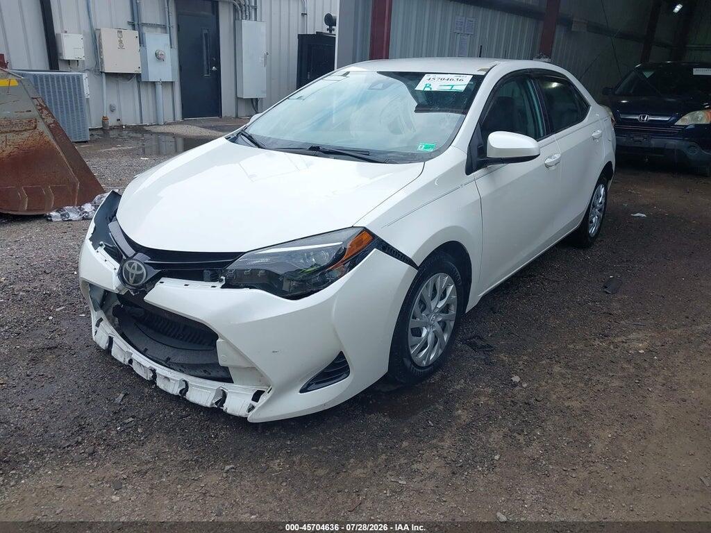5YFBURHE5HP692162 2017 TOYOTA COROLLA photo no. 2