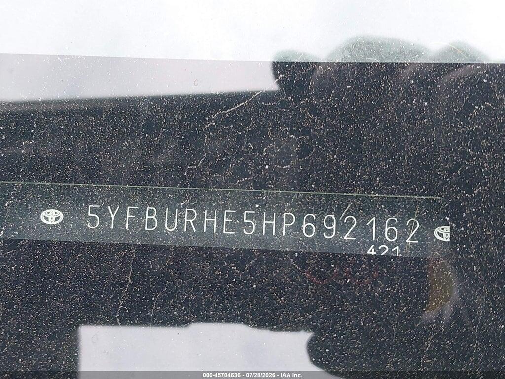5YFBURHE5HP692162 2017 TOYOTA COROLLA photo no. 9