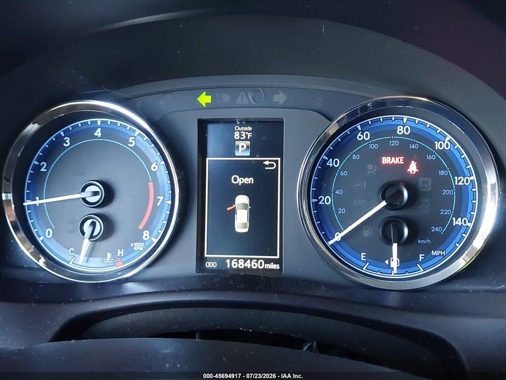 5YFBURHE6HP683924 2017 TOYOTA COROLLA photo no. 7