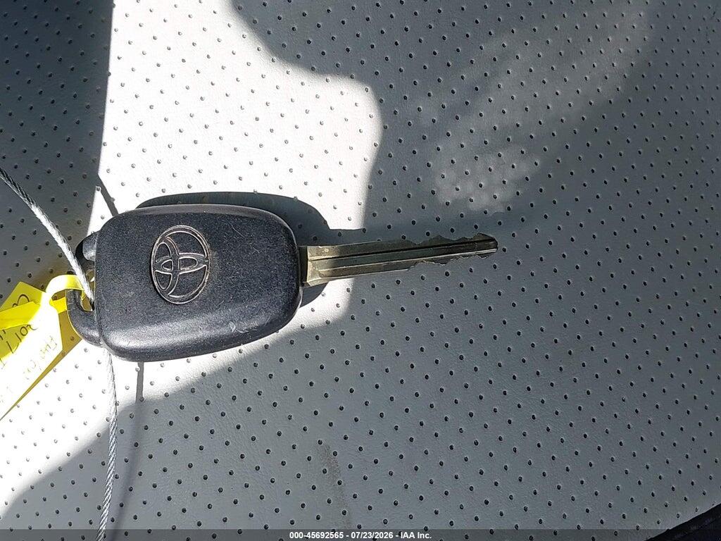 2T1BURHEXHC914484 2017 TOYOTA COROLLA photo no. 11
