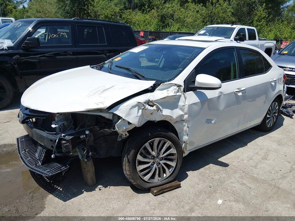 5YFBURHE3HP721643 2017 TOYOTA COROLLA photo no. 2