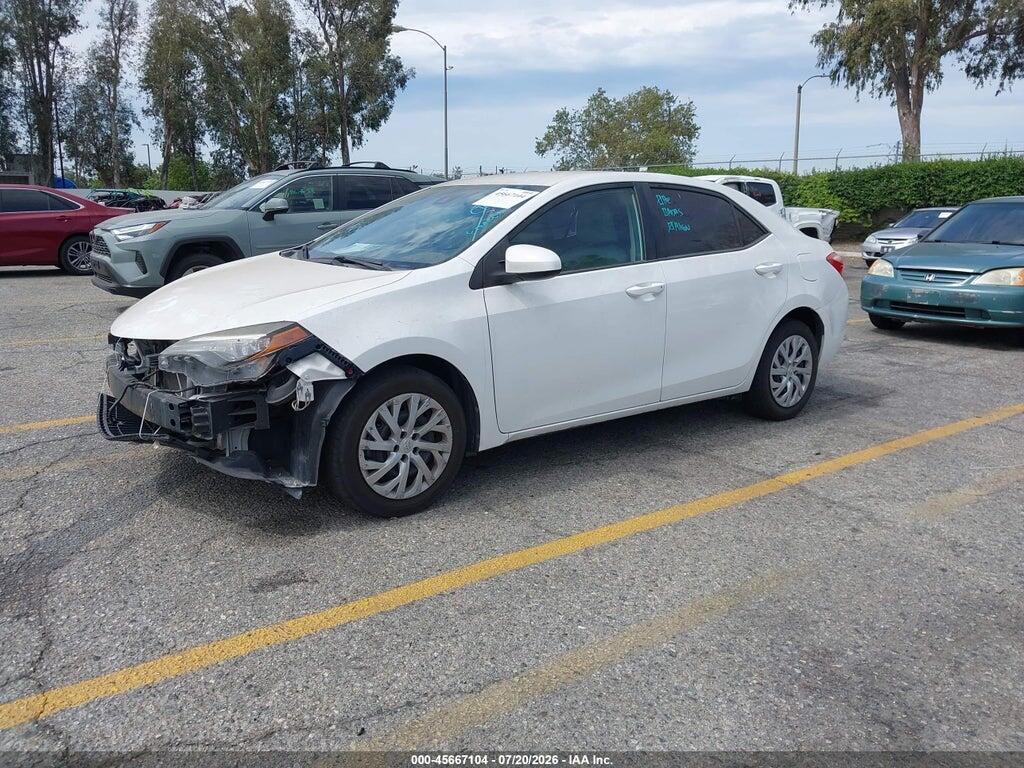 5YFBURHE0HP642818 2017 TOYOTA COROLLA photo no. 2