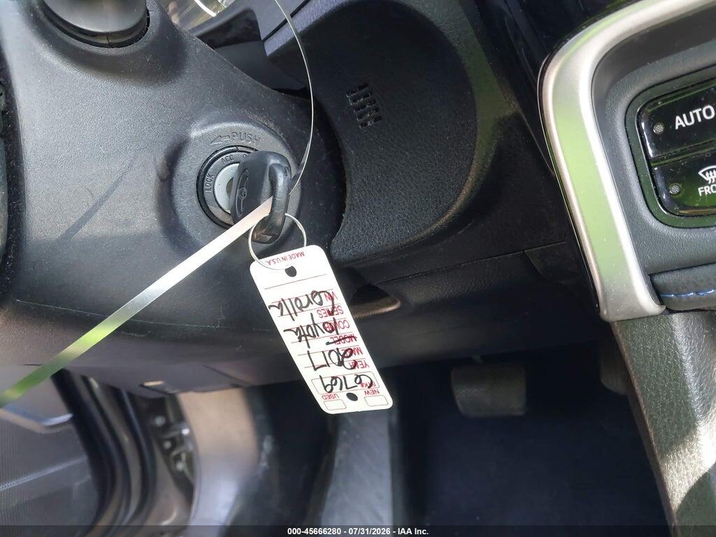 5YFBURHE6HP734015 2017 TOYOTA COROLLA photo no. 11