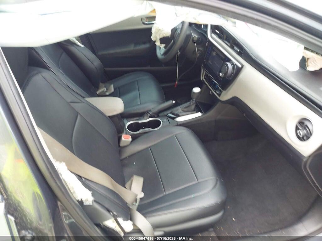 5YFBURHE5HP604565 2017 TOYOTA COROLLA photo no. 5