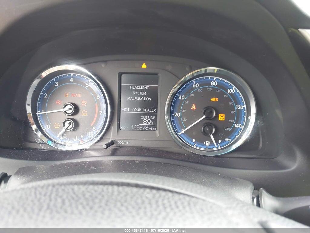 5YFBURHE5HP604565 2017 TOYOTA COROLLA photo no. 7
