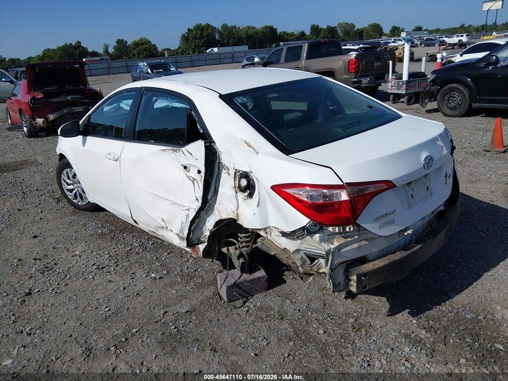5YFBURHE2HP610887 2017 TOYOTA COROLLA photo no. 3
