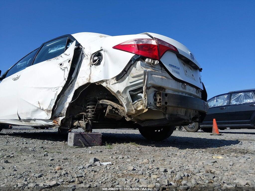 5YFBURHE2HP610887 2017 TOYOTA COROLLA photo no. 6