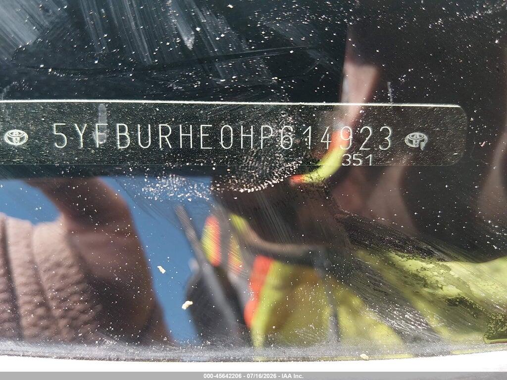 5YFBURHE0HP614923 2017 TOYOTA COROLLA photo no. 9
