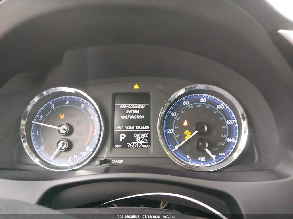 5YFBURHE1HP696502 2017 TOYOTA COROLLA photo no. 7