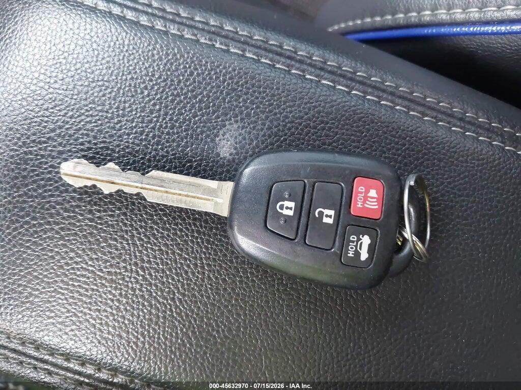 2T1BURHE2HC849534 2017 TOYOTA COROLLA photo no. 11
