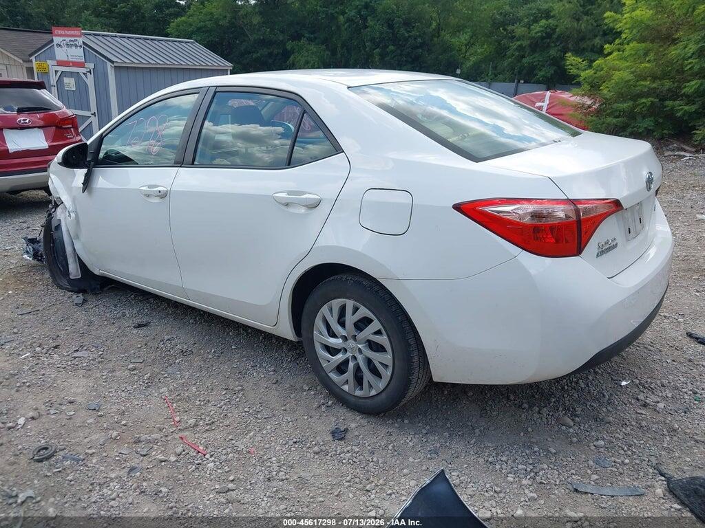 2T1BURHE2HC882744 2017 TOYOTA COROLLA photo no. 3