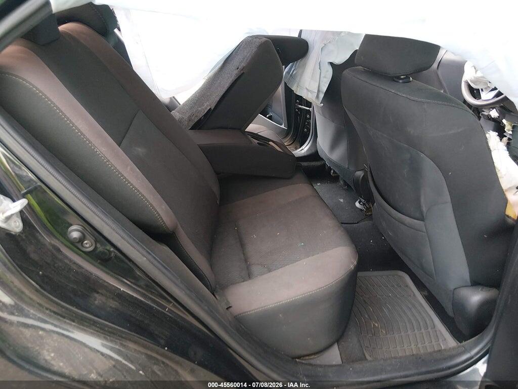 2T1BURHE8HC942364 2017 TOYOTA COROLLA photo no. 8