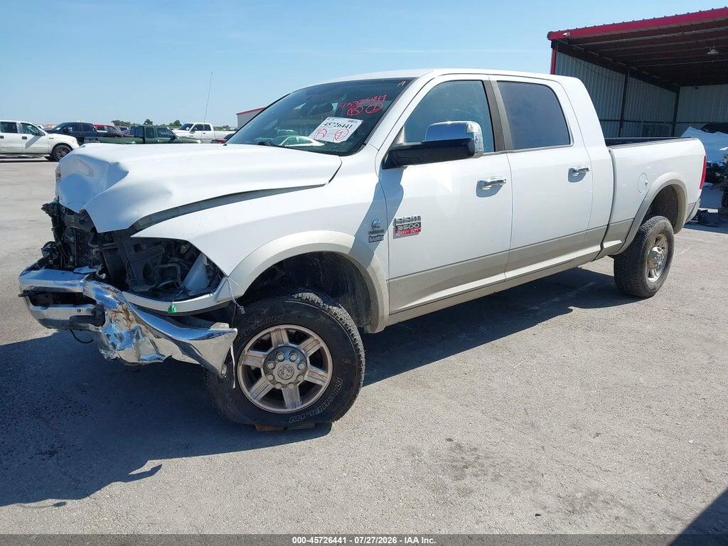 3D73Y3HL2BG592155 2011 RAM RAM 3500 photo no. 2