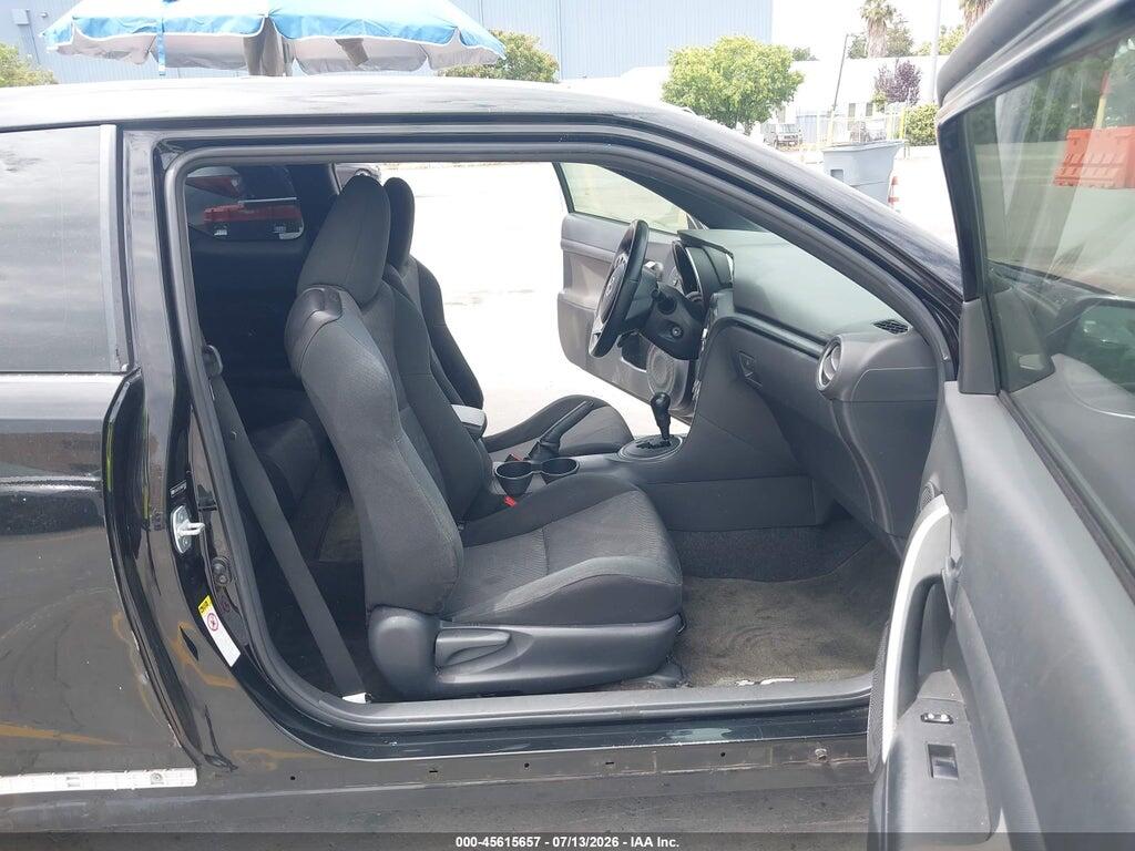 JTKJF5C7XB3015625 2011 SCION TC photo no. 5