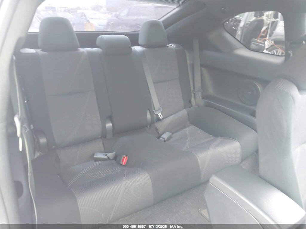 JTKJF5C7XB3015625 2011 SCION TC photo no. 8
