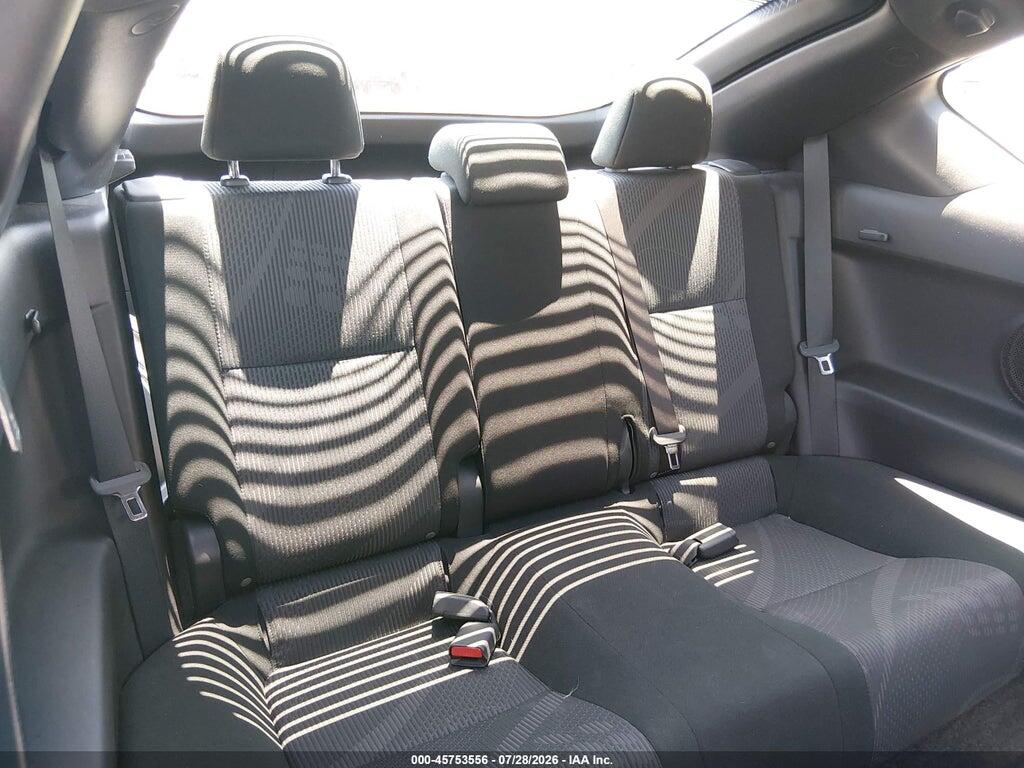 JTKJF5C79B3012831 2011 SCION TC photo no. 8