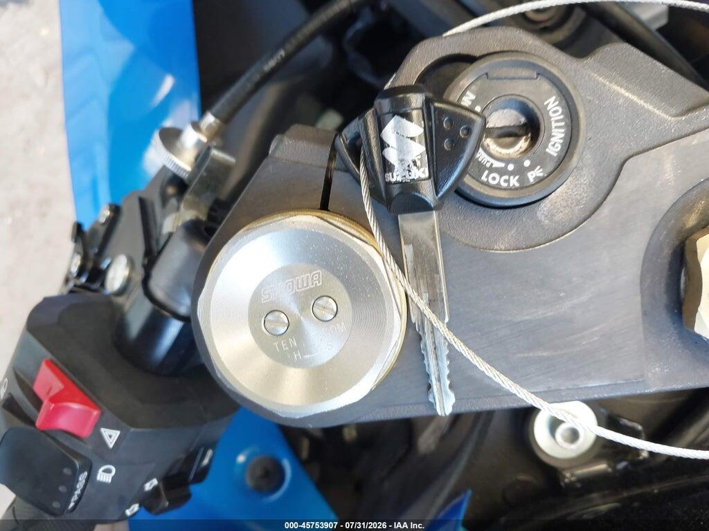 JS1GN7FA8G2100008 2016 SUZUKI GSX-R600 photo no. 11