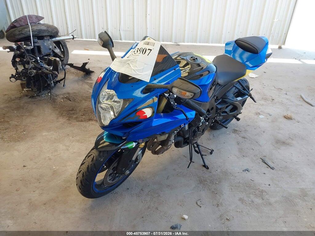 JS1GN7FA8G2100008 2016 SUZUKI GSX-R600 photo no. 2