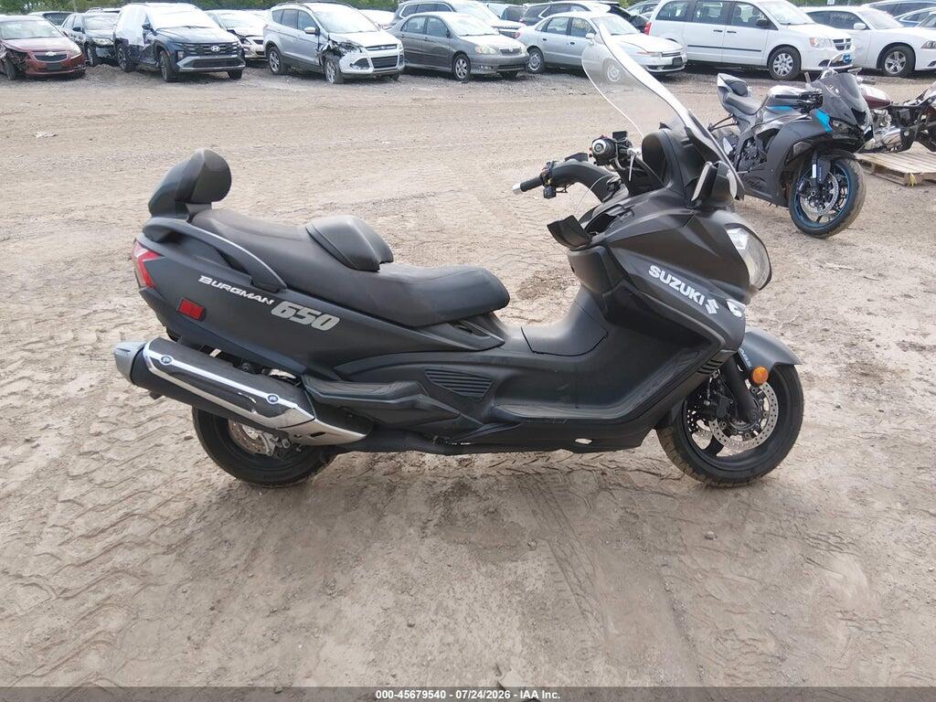 JS1CP51BXG2100377 2016 SUZUKI AN650 photo no. 12