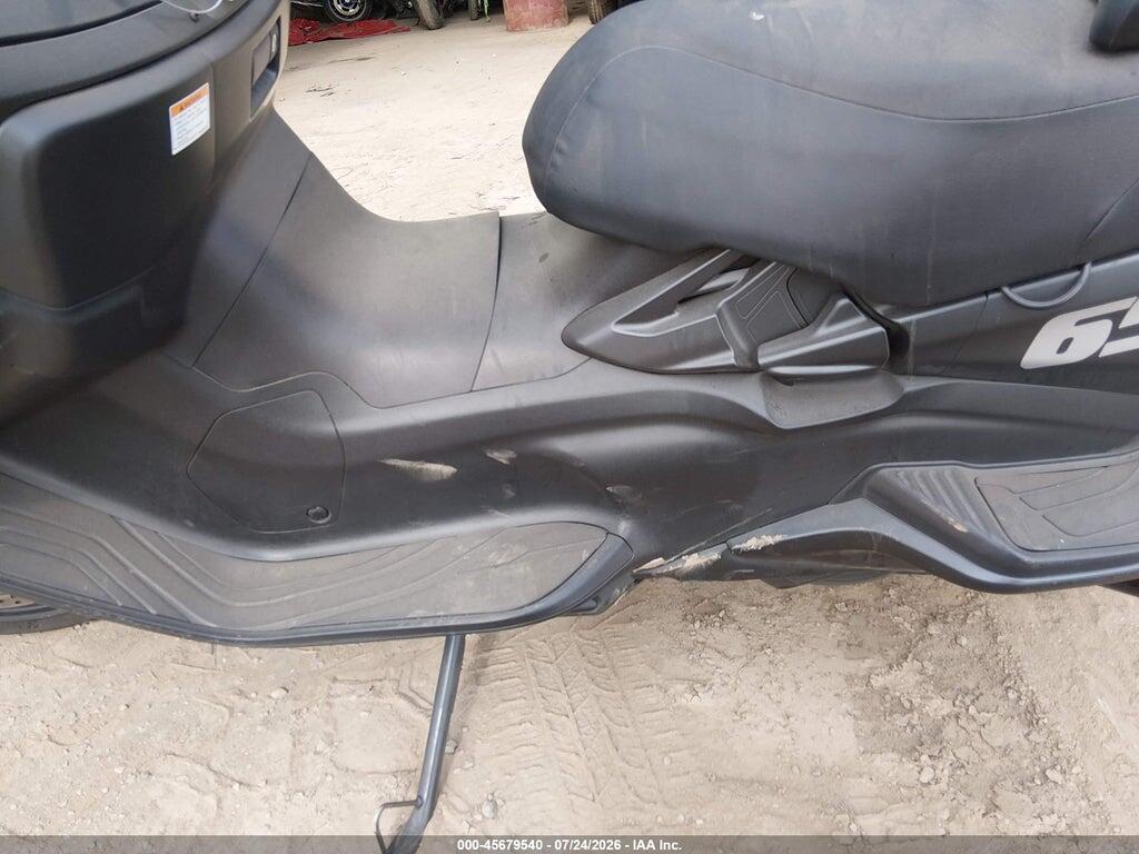 JS1CP51BXG2100377 2016 SUZUKI AN650 photo no. 9