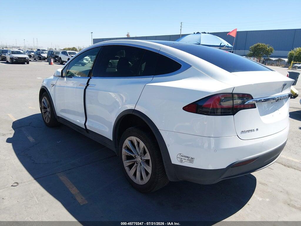 5YJXCBE21GF002119 2016 TESLA MODEL X photo no. 3