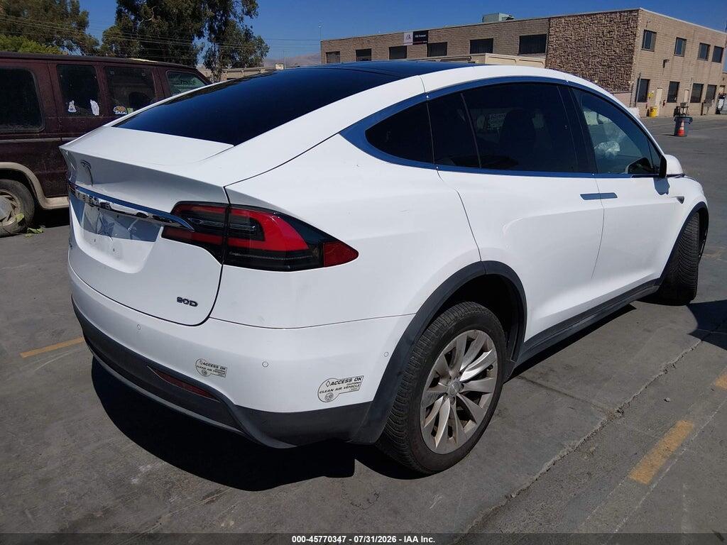 5YJXCBE21GF002119 2016 TESLA MODEL X photo no. 4