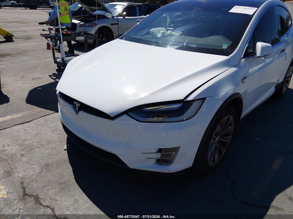 5YJXCBE21GF002119 2016 TESLA MODEL X photo no. 6