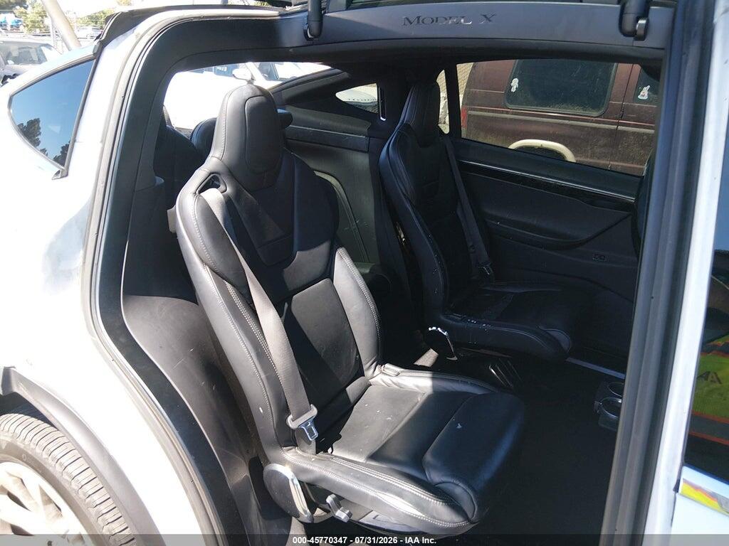 5YJXCBE21GF002119 2016 TESLA MODEL X photo no. 8