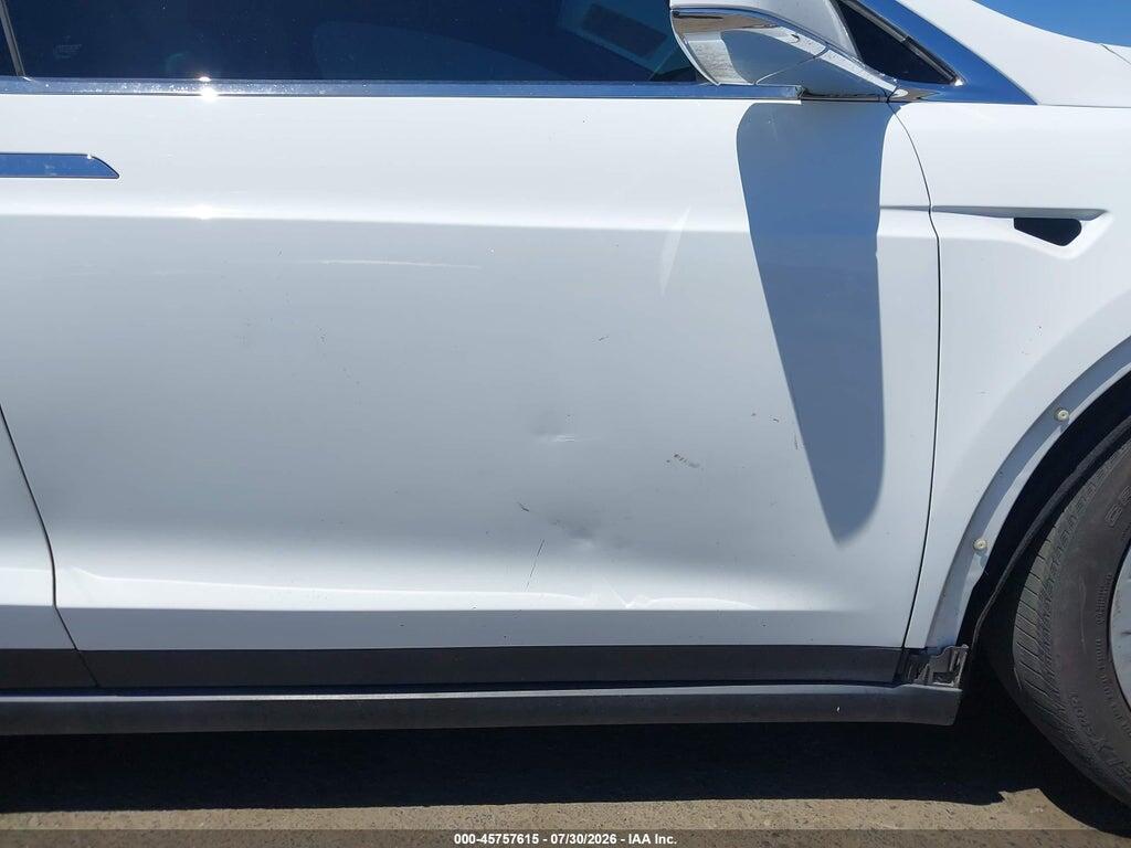 5YJXCAE25GF020214 2016 TESLA MODEL X photo no. 6