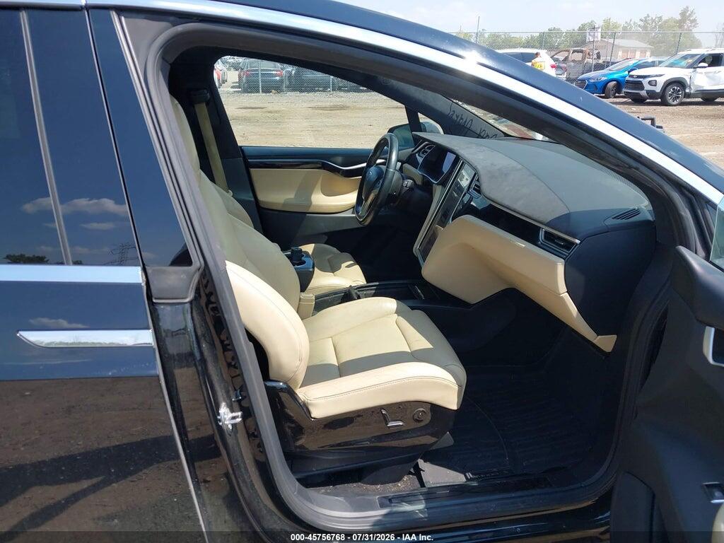 5YJXCBE23GF004695 2016 TESLA MODEL X photo no. 5