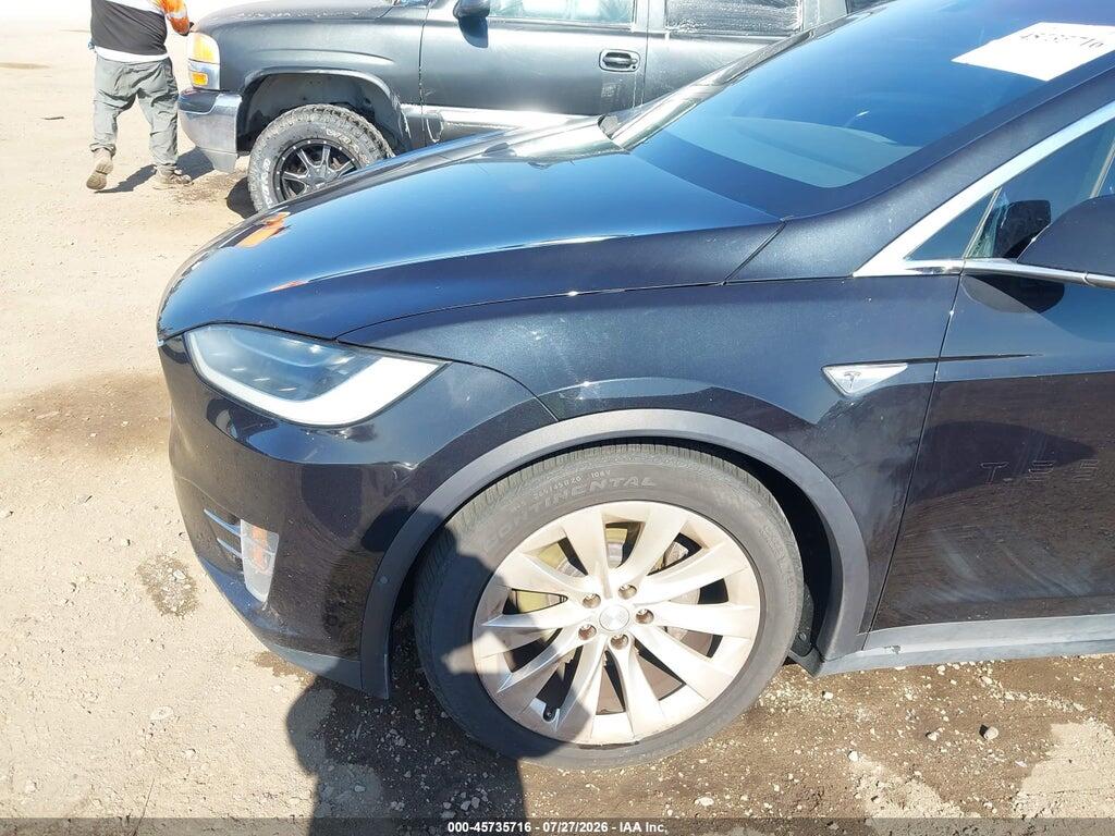 5YJXCBE27GF017580 2016 TESLA MODEL X photo no. 6