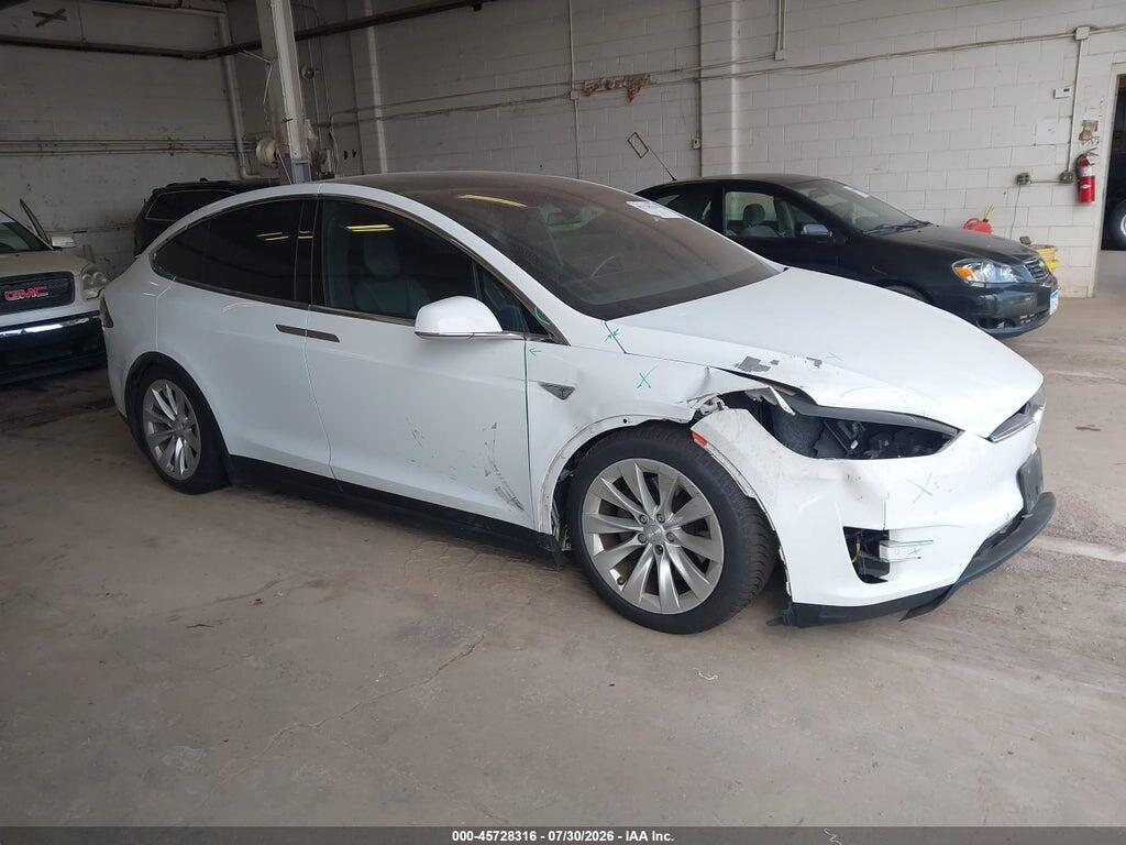 5YJXCAE28GF011782 2016 TESLA MODEL X photo no. 1