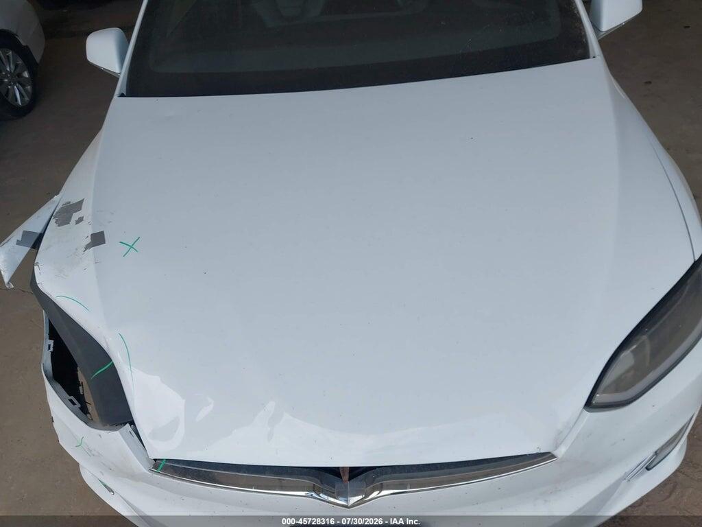 5YJXCAE28GF011782 2016 TESLA MODEL X photo no. 10