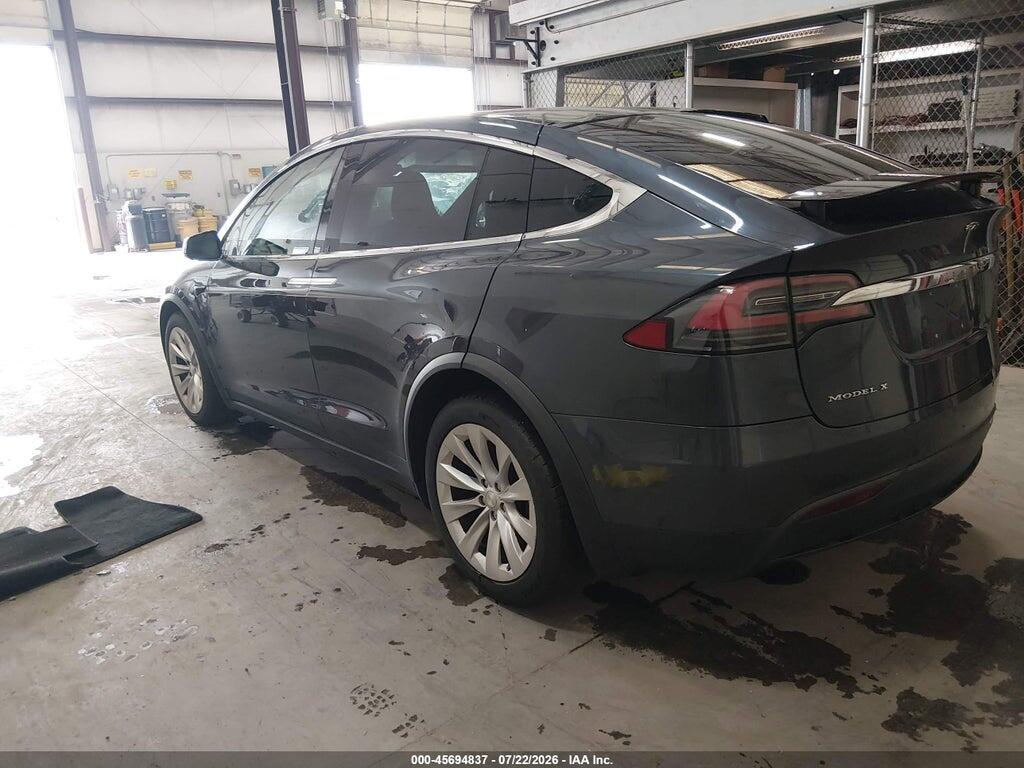 5YJXCDE24GF025910 2016 TESLA MODEL X photo no. 3