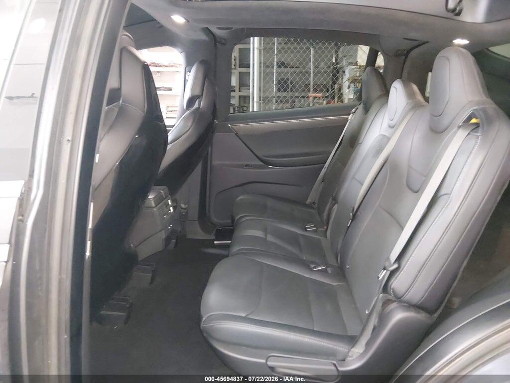 5YJXCDE24GF025910 2016 TESLA MODEL X photo no. 8