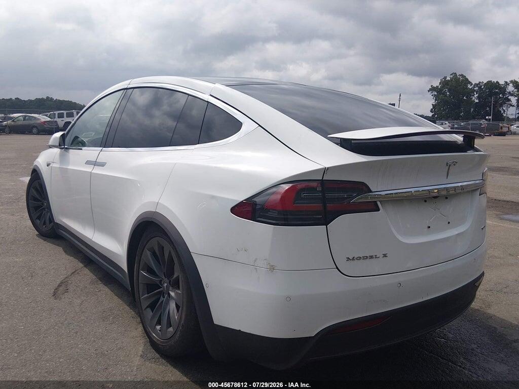 5YJXCBE24GF005712 2016 TESLA MODEL X photo no. 3