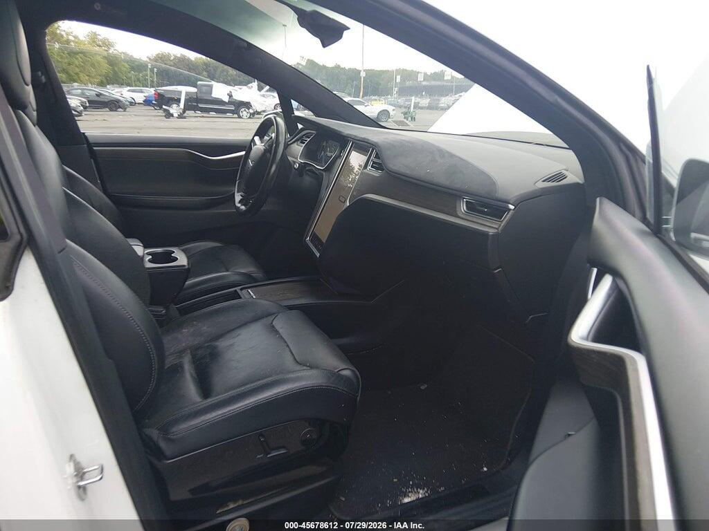 5YJXCBE24GF005712 2016 TESLA MODEL X photo no. 5