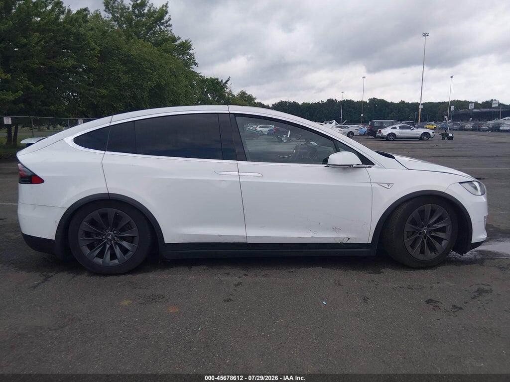 5YJXCBE24GF005712 2016 TESLA MODEL X photo no. 6