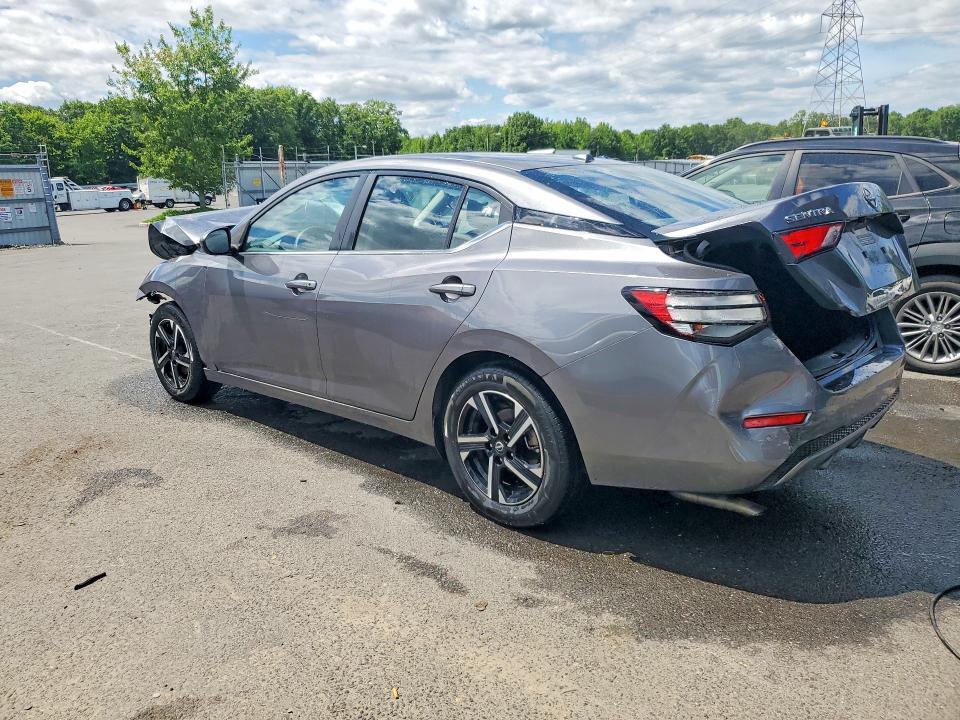 2025 NISSAN SENTRA SV — Фото 2 из 12