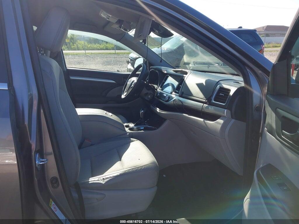 5TDBZRFH7HS374369 2017 TOYOTA HIGHLANDER photo no. 5