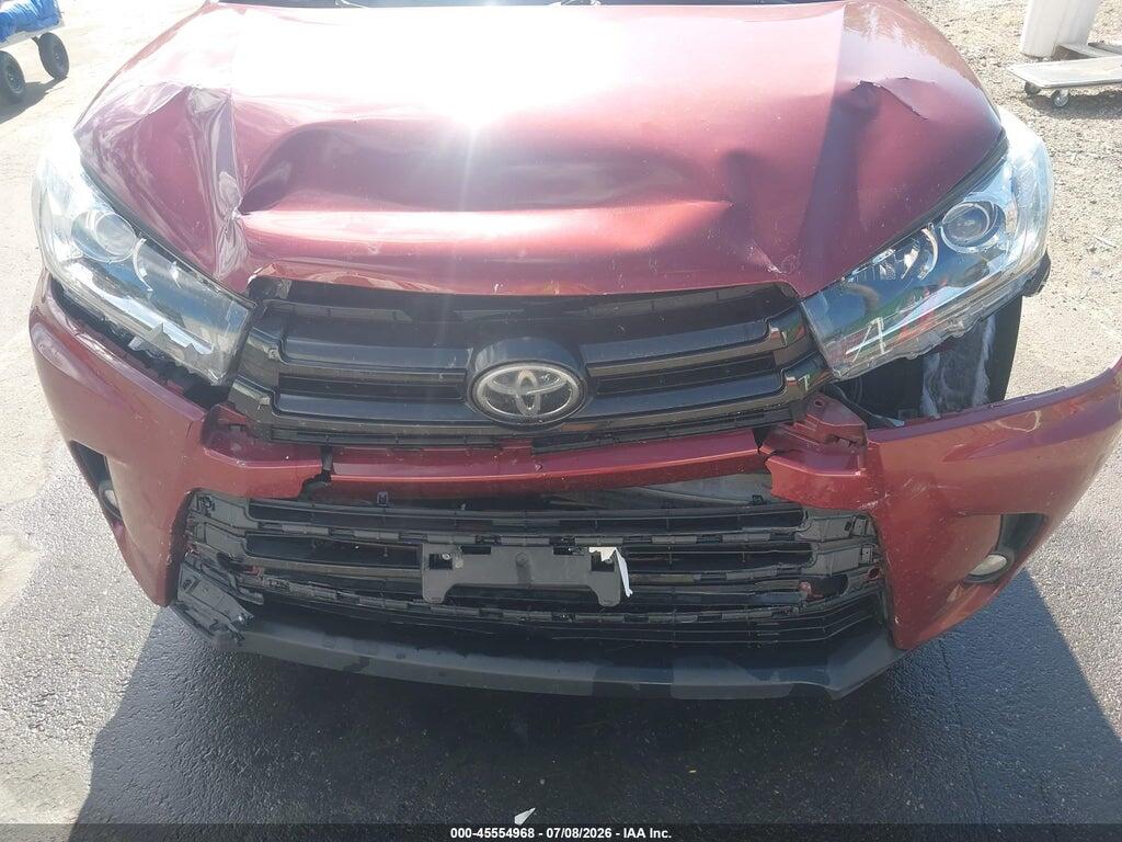 5TDJZRFH3HS359699 2017 TOYOTA HIGHLANDER photo no. 6